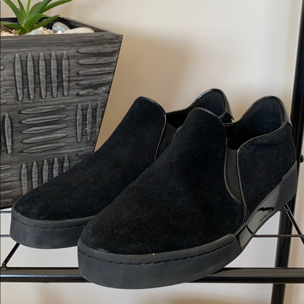 Michael KORS SZ 9.   Black loafers